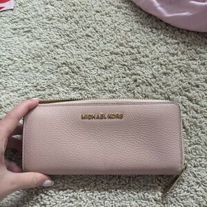 Michael Kors Pink Wallet